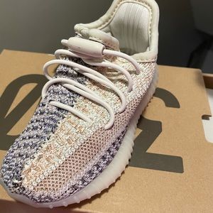 Yeezy boost 350 Ash Pearl